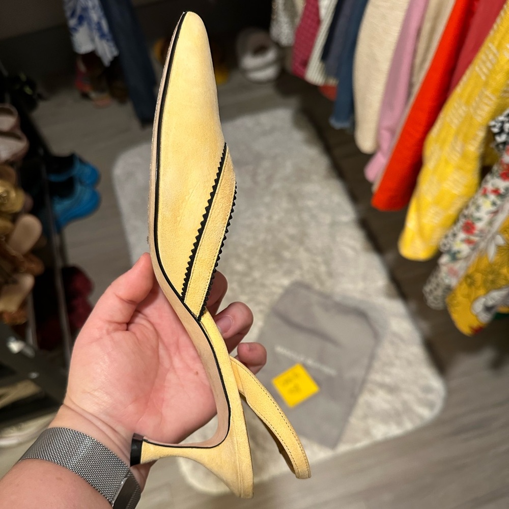 Manolo Blahnik Brontiasli Yellow Pointed-Toe Slingback Suede Pumps - Picture 5 of 11